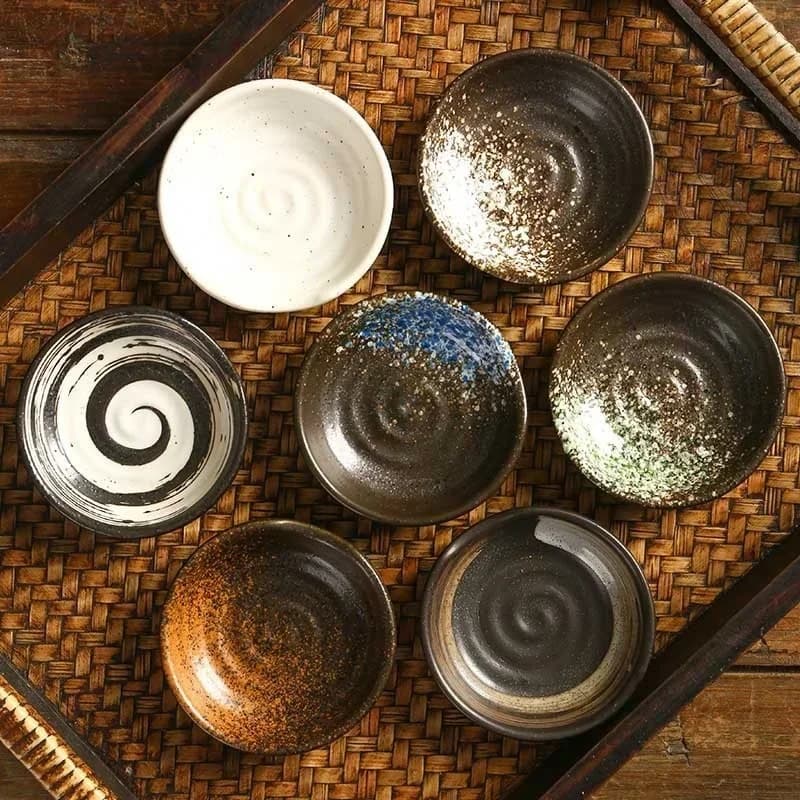 Piatto di condimento giapponese Piatto di salsa di soia in ceramica creativa Piatto di aceto da immersione Piatto rotondo da 3 pollici Piatto piccolo Forniture da cucina Stoviglie