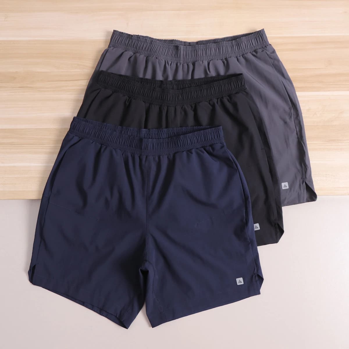 Men's Outdoor Sports Casual Shorts Laser Perforated Moisture Wicking Elastic Waist Quick Dry Polyester Fiber Standard Fit