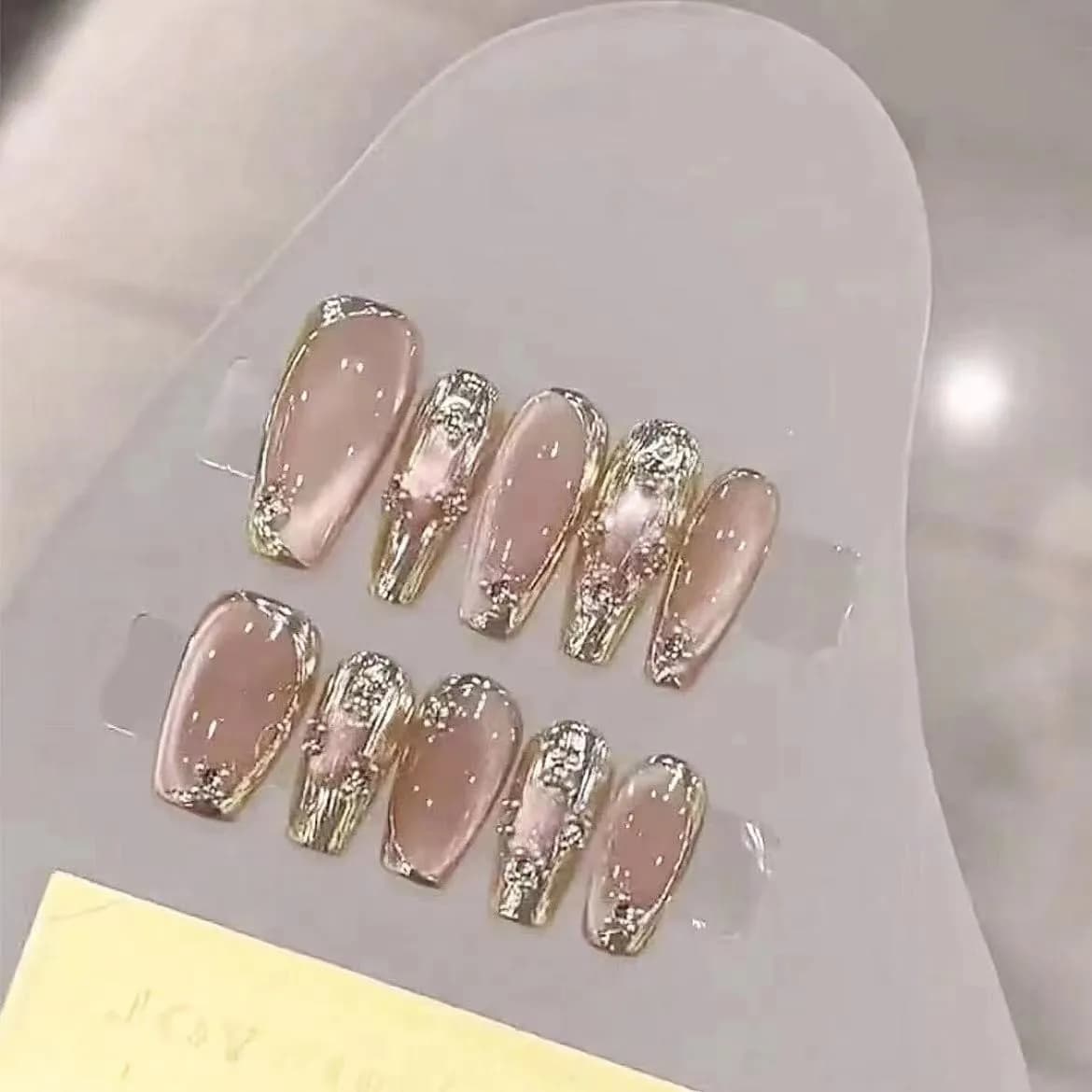 Adesivi per Unghie Artigianali Decorativi, Dolci e Nobili, Realizzati a Mano, Riutilizzabili e Rimovibili, per Nail Art con Fototerapia
