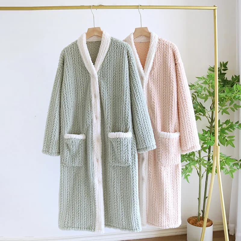 Nuovo autunno e inverno camicia da notte da donna in pile dolce e carino accappatoio camicia da notte da donna colletto con scollo a V bottone abito da casa