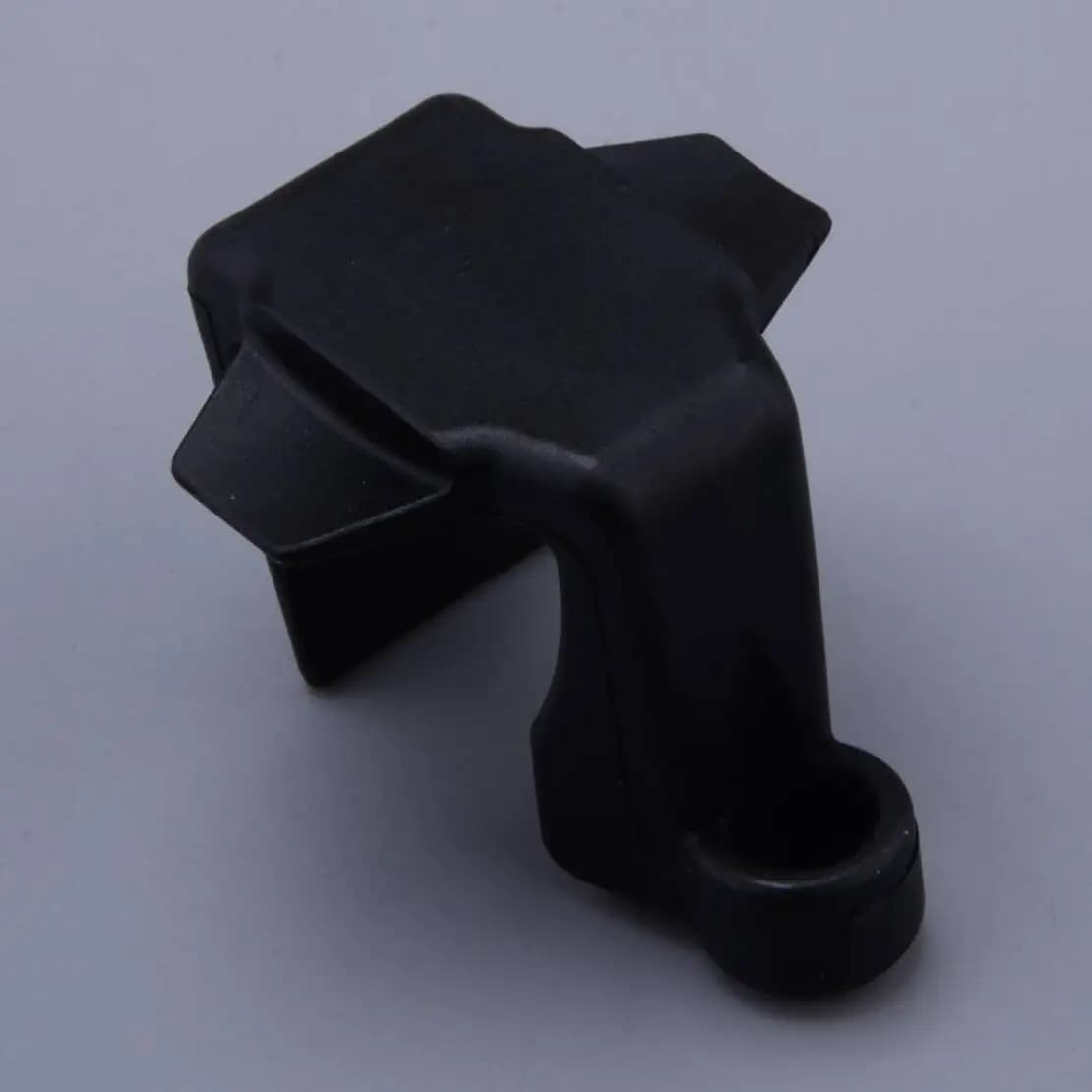 Gancio per paraurti marino per barche resistente ai raggi UV Gancio per corda Supporto per pontone Clip per parafango per aggancio guide quadrate Nylon nero