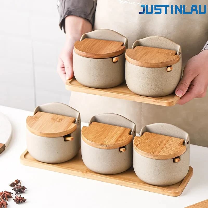 Set di Barattoli per Spezie JUSTINLAU in Ceramica, Contenitori per Sale e Pepe con Cucchiaio e Coperchio, Scatola per Condimenti con Vassoio, Saliera