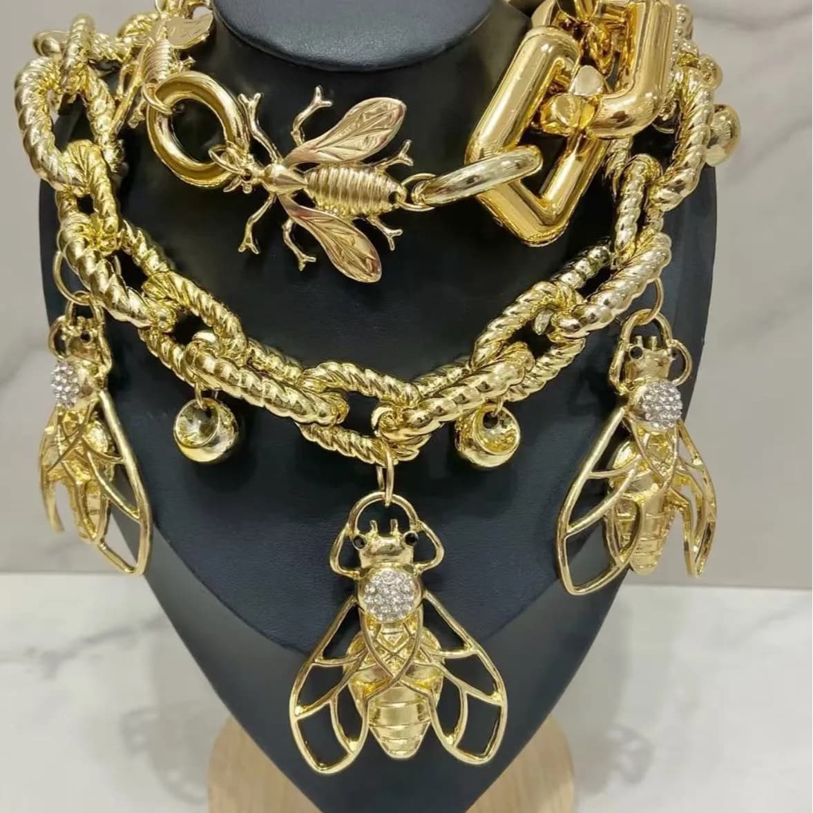 High Quality Hip Hop Thick Wide Chains Bee Chunky Necklace For Women Metal Choker Necklaces Statement Jewelry Gifts