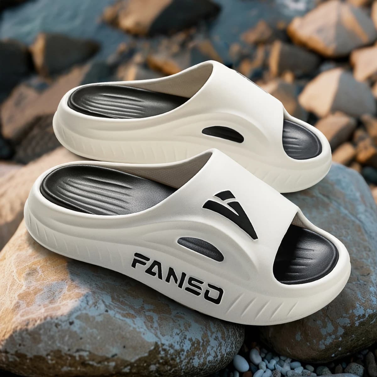 Pantofole da esterno da uomo in EVA Pantofole sportive con fondo spesso rinforzato Comode pantofole da esterno traspiranti