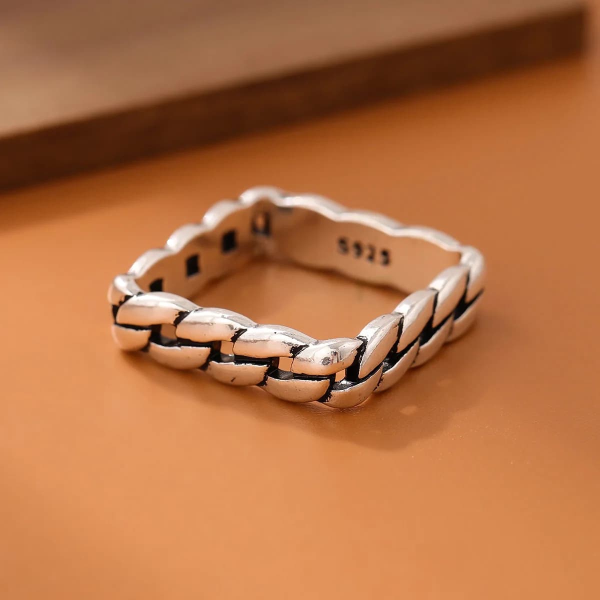 Nuovi gioielli in argento sterling 925 a forma di catena con personalità popolare retrò Torsione geometrica Anelli da donna squisiti R196