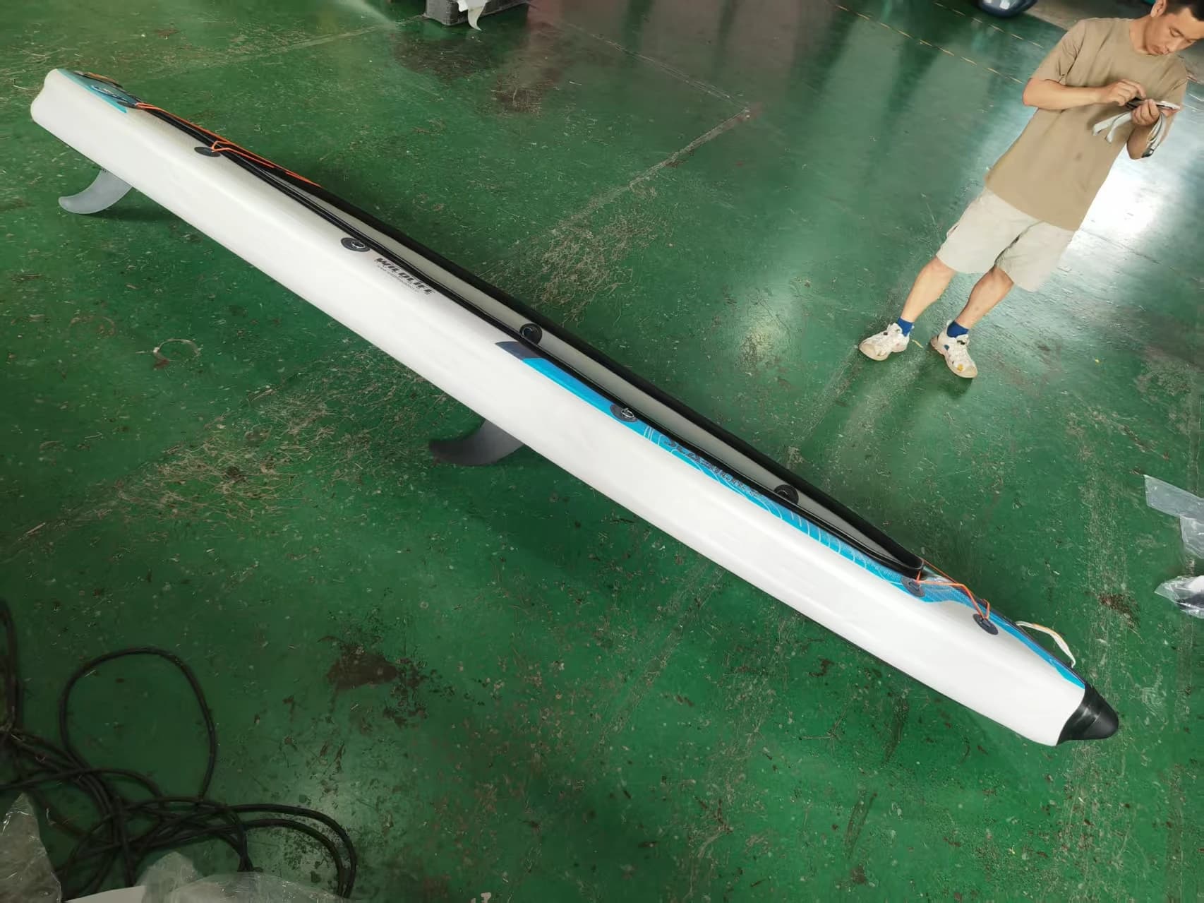 Kayak gonfiabile per kayak da pesca gonfiabile con pagaia per kayak2025
