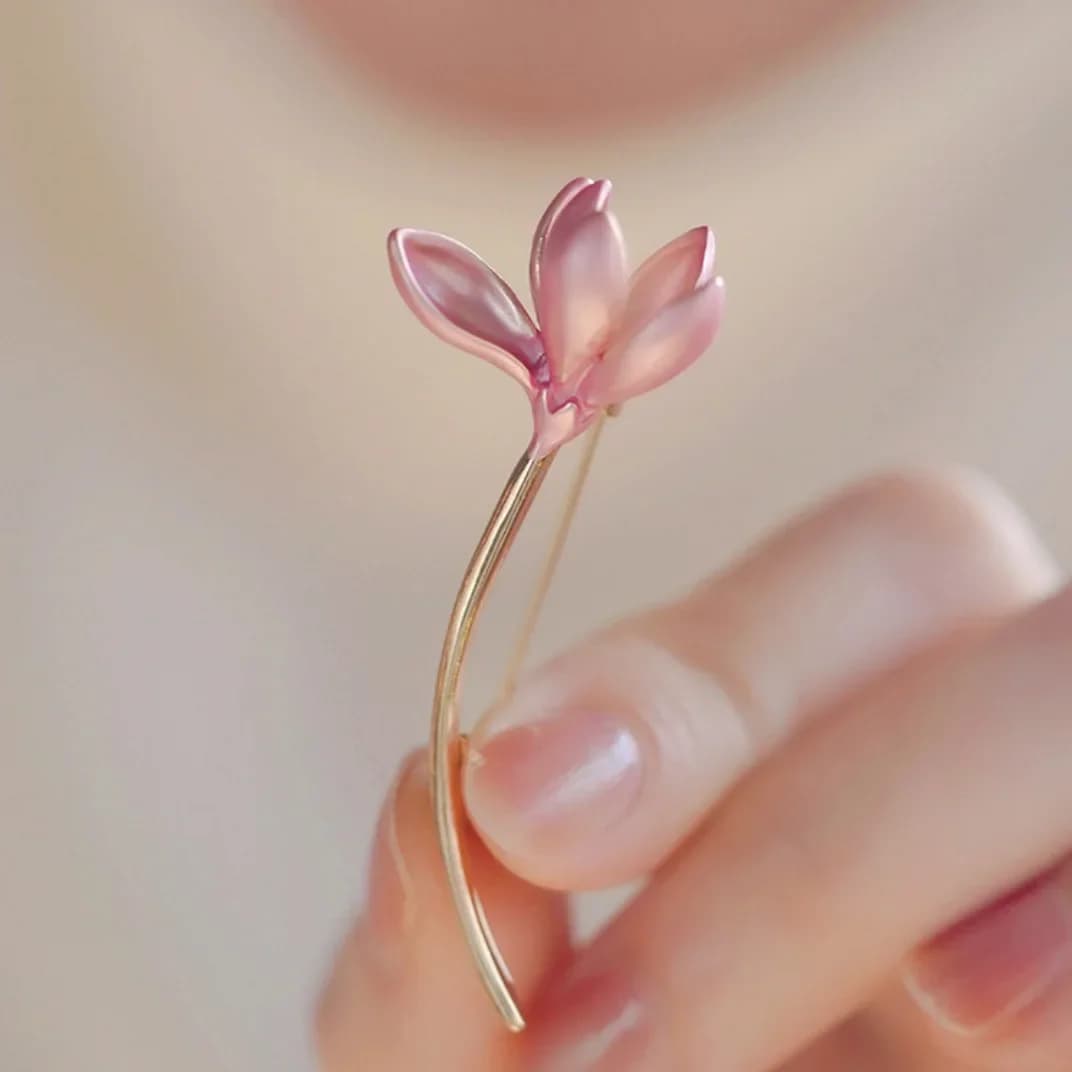 Raffinata Spilla a Forma di Fiore di Loto Rosa per Donne e Ragazze, Accessorio Moda Giapponese in Metallo Smaltato per Cappelli, Giacche e Abiti