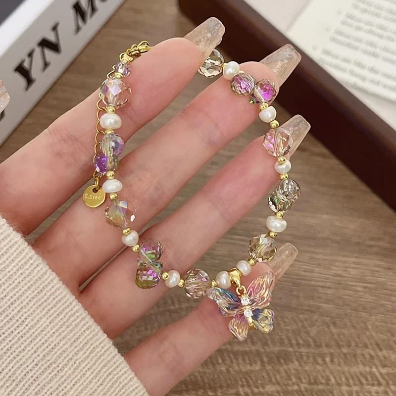 Coreano Dongdaemun Perla d'acqua dolce naturale Farfalla per le donne Bracciale con perline di cristallo scintillante HandString