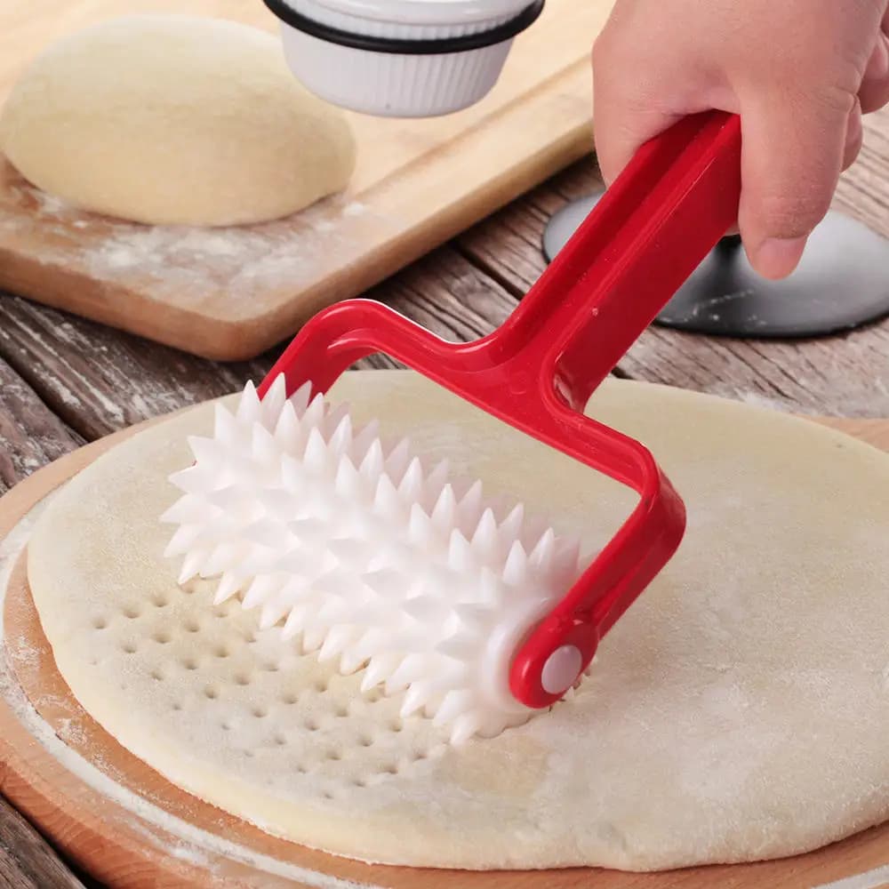 Pizza needle roller, dough puncher, bread punch pizza pie punch punch