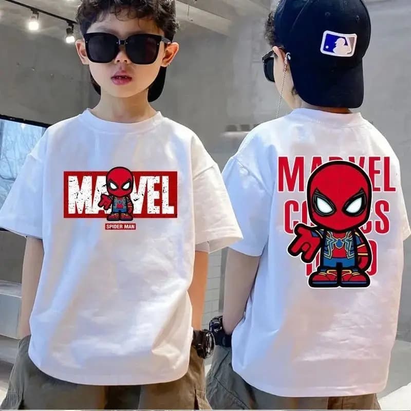 T-shirt estiva in cotone Marvel per bambini, tessuto traspirante, motivi classici con personaggi in uno stile carino, adatta per l'abbigliamento quotidiano da gioco