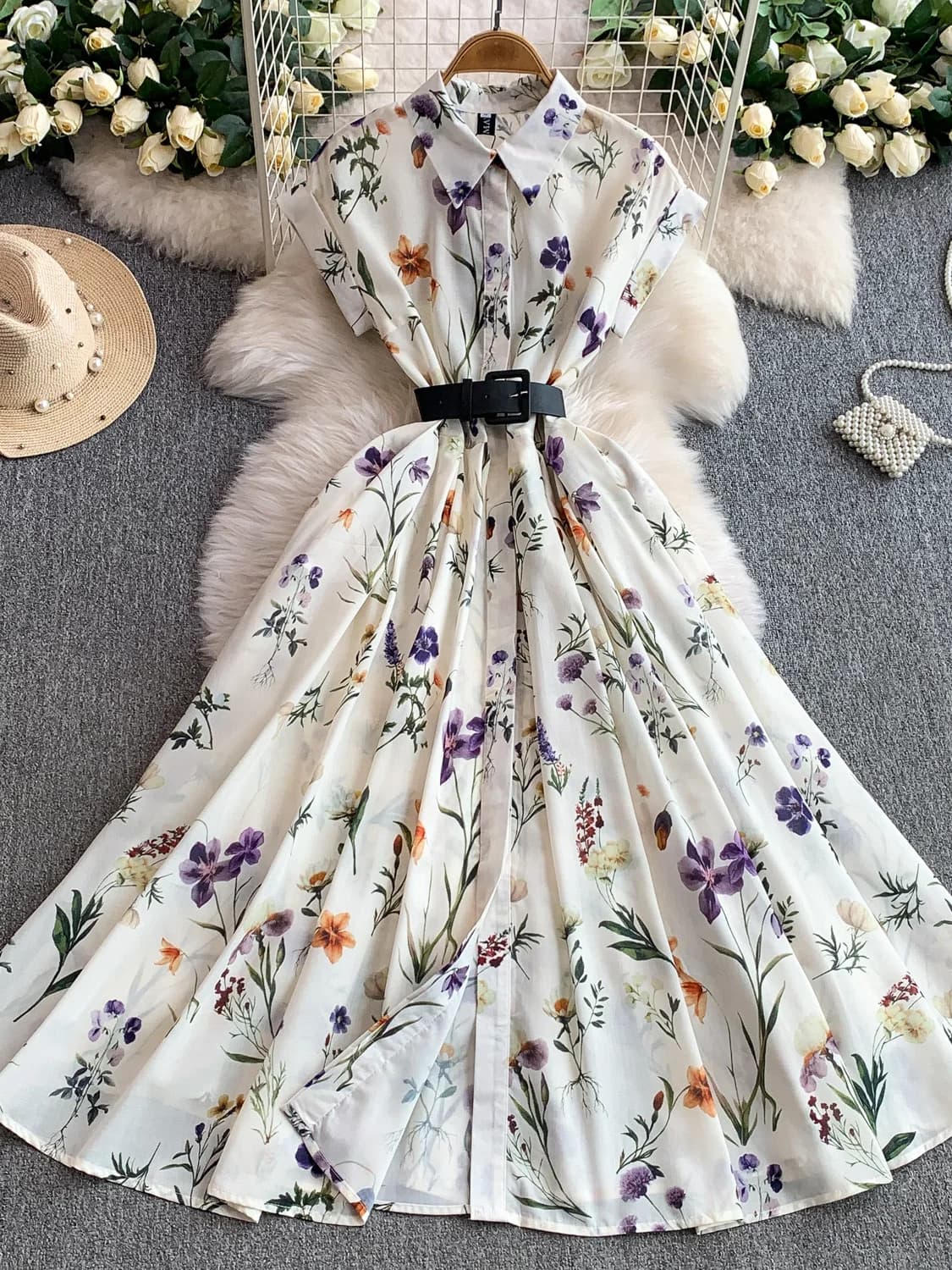 Abito chemisier in chiffon stampato stile vacanza da donna, con gonna lunga a vita alta, sottile, a trapezio, a maniche corte, con bottoni frontali