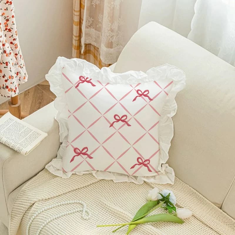 Serie di Cuscini con Stampa Gatto e Fiocco, Cuscini Decorativi per Camera da Letto, Soggiorno, Dormitorio, Cuscini Quadrati con Volant, Decorazione Casa, Cuscini Sfoderabili