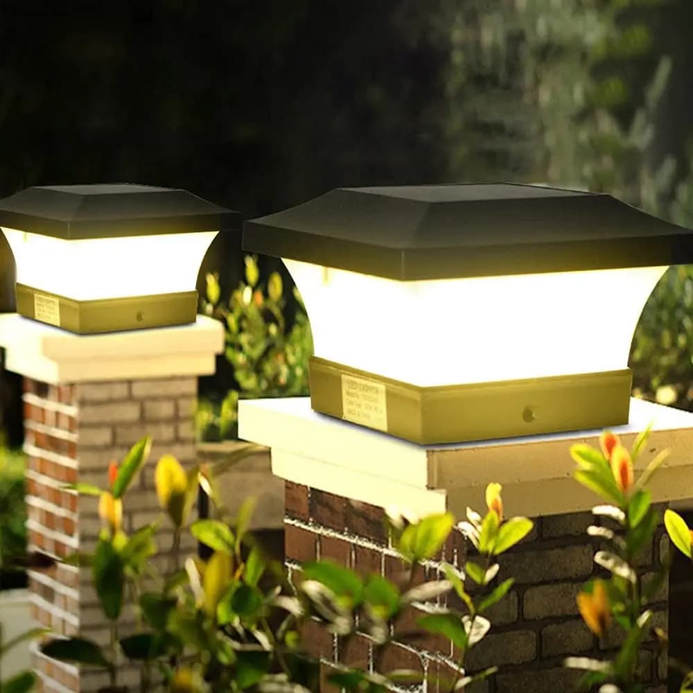 Outdoor Solar Pole Lamp 3000K 6000K LED Outdoor Garden Fence Cap Lamp IP65 Solar Column Lamp For Waterproof Gate