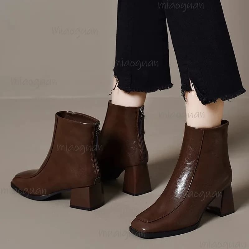 Stivali corti da donna autunno marrone Stivali invernali in peluche neri per donna Eleganti punta quadrata con cerniera posteriore Botines 35-40 Bottes Femmes