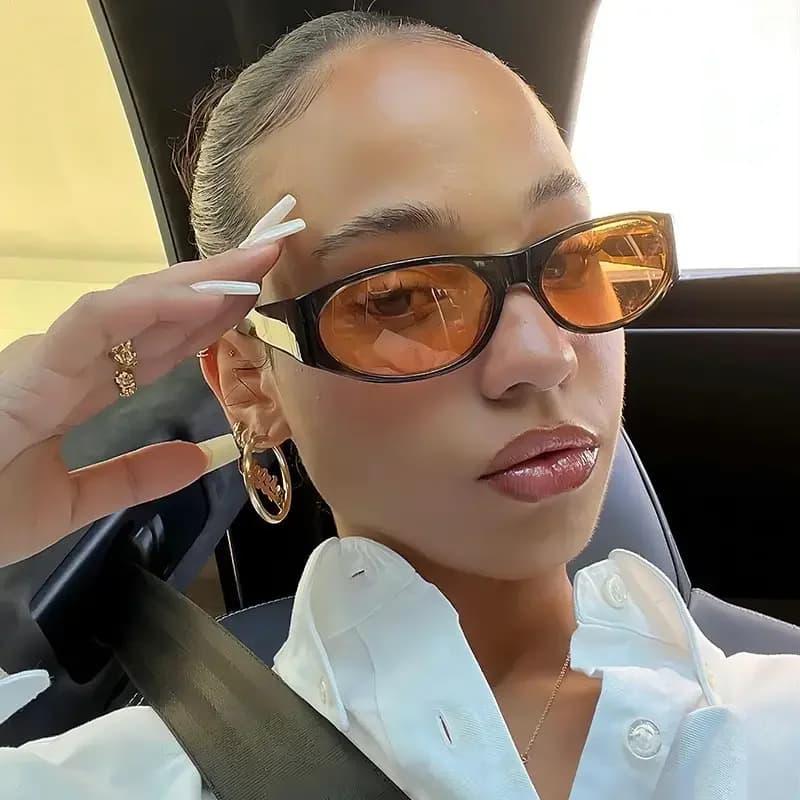 Oval Sunglasses Women Fashion Luxury Round Glasses Ladies Classic Yellow Big Frame Goggle Eyewear UV400 with Metal Hinge 2000002