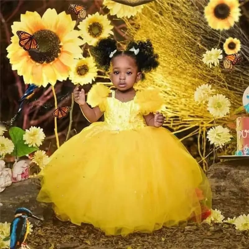 Abiti Personalizzati per Damigelle con Fiori Gialli, Applicazioni in Cristallo e Tulle, Splendidi Vestiti per Prima Comunione, Concorsi e Feste di Compleanno