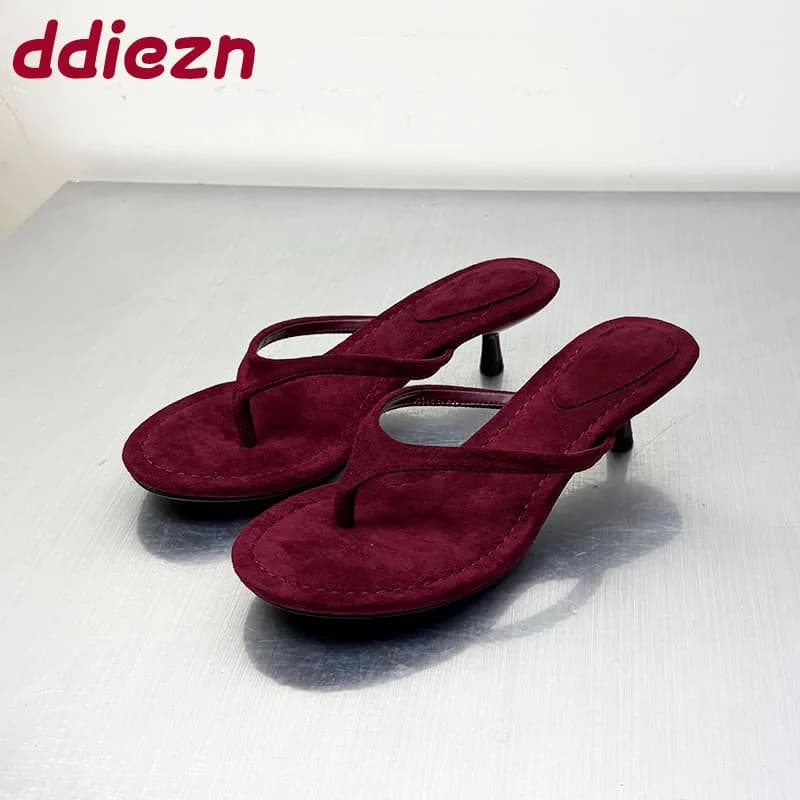 Big Size 43 Women's Short Heel Sandals Fashionable Beach Slides Women's Low Heel Sandals Slips Slippers Women's Slippers