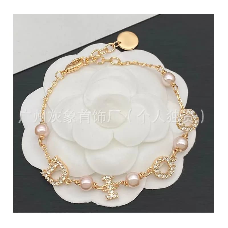 New High-version Diamond-encrusted Pearl Bracelet Women's High-end Light Luxury Bracelet