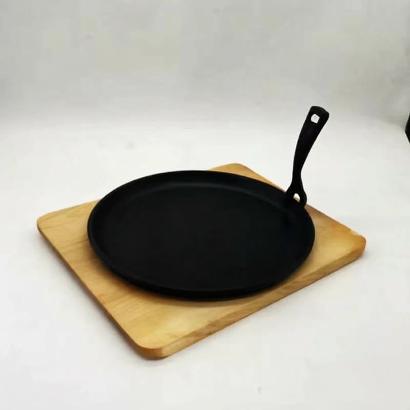 26cm Basket with Wood Plate and Pizazz Pan Handle