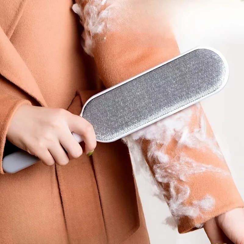Double-sided dust and static removing lint roller, a magic tool for removing pet cat and dog hairs from clothes and bed sheets