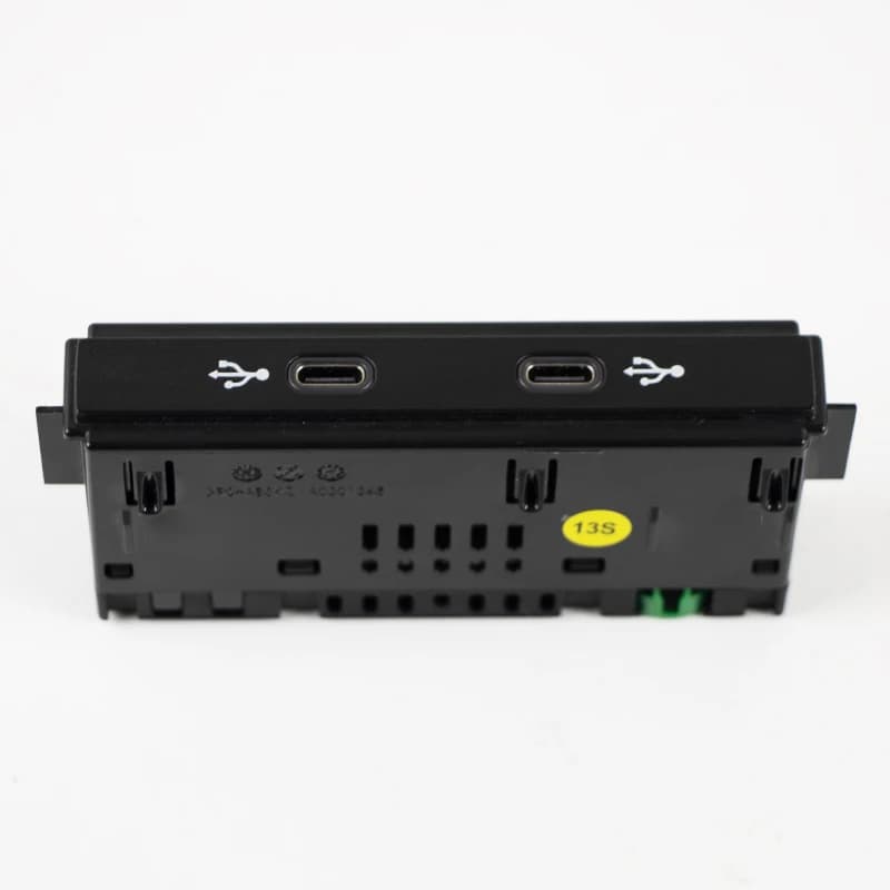 5NG 035 700 Adattatore USB per auto Doppio connettore presa interfaccia tipo C per VW Tiguan L ID3 ID4 45W Spina di ricarica rapida 5NG035700