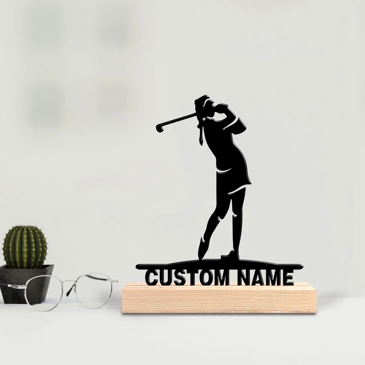 Statua in Metallo Personalizzata da Golf con Base in Legno, Decorazione da Tavolo, Arredamento Rustico per Cucina con Cornice in Legno, Perfetta
