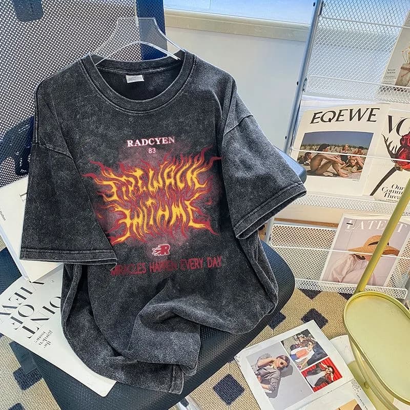 T-shirt Unisex Estivo con Stampa Fiamma Stile Hip Hop Americano Lavato, Top Vintage di Tendenza per Coppie, Stile High Street