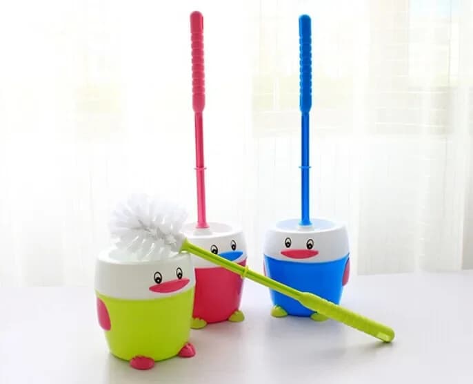 Spazzola per strumenti per la pulizia della casa Simpatico pinguino Sedile per WC Spazzola per WC in plastica durevole e carina OK 0075