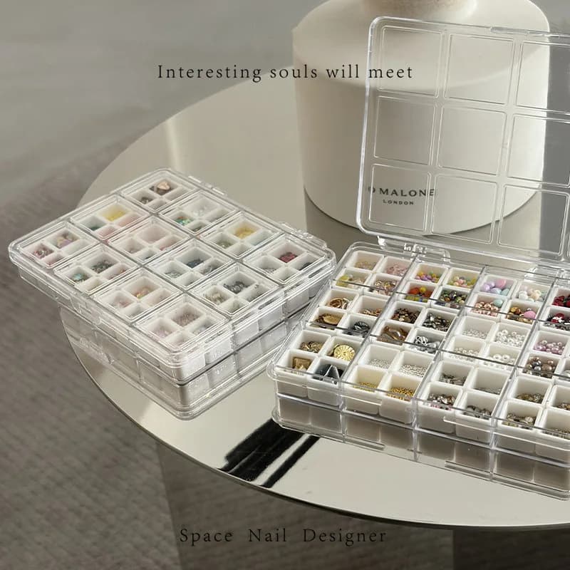 Scatola portaoggetti trasparente a 48 scomparti per accessori unghie, espositore per orecchini a quattro griglie, contenitore in plastica trasparente