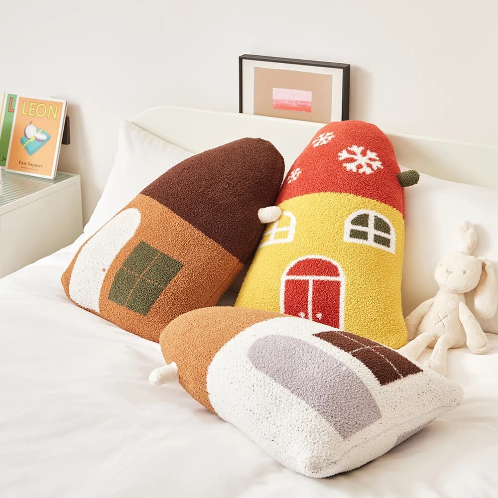 Cuscino per Bambini Silver Pine Home, Stile Nordico, con Imbottitura Inclusa, a Forma di Casa Rossa delle Fiabe, Quadrato, in Cotone PP