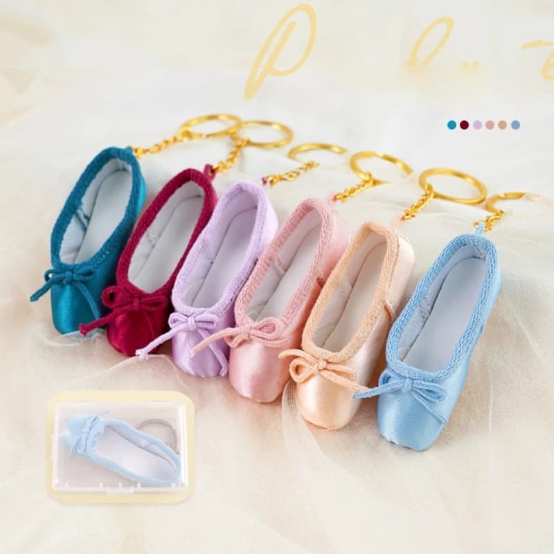 Mini scarpe da balletto in raso Portachiavi Scarpe da punta Portachiavi Borsa con ciondolo per scarpe da punta fatta a mano Regalo per gli amanti della danza