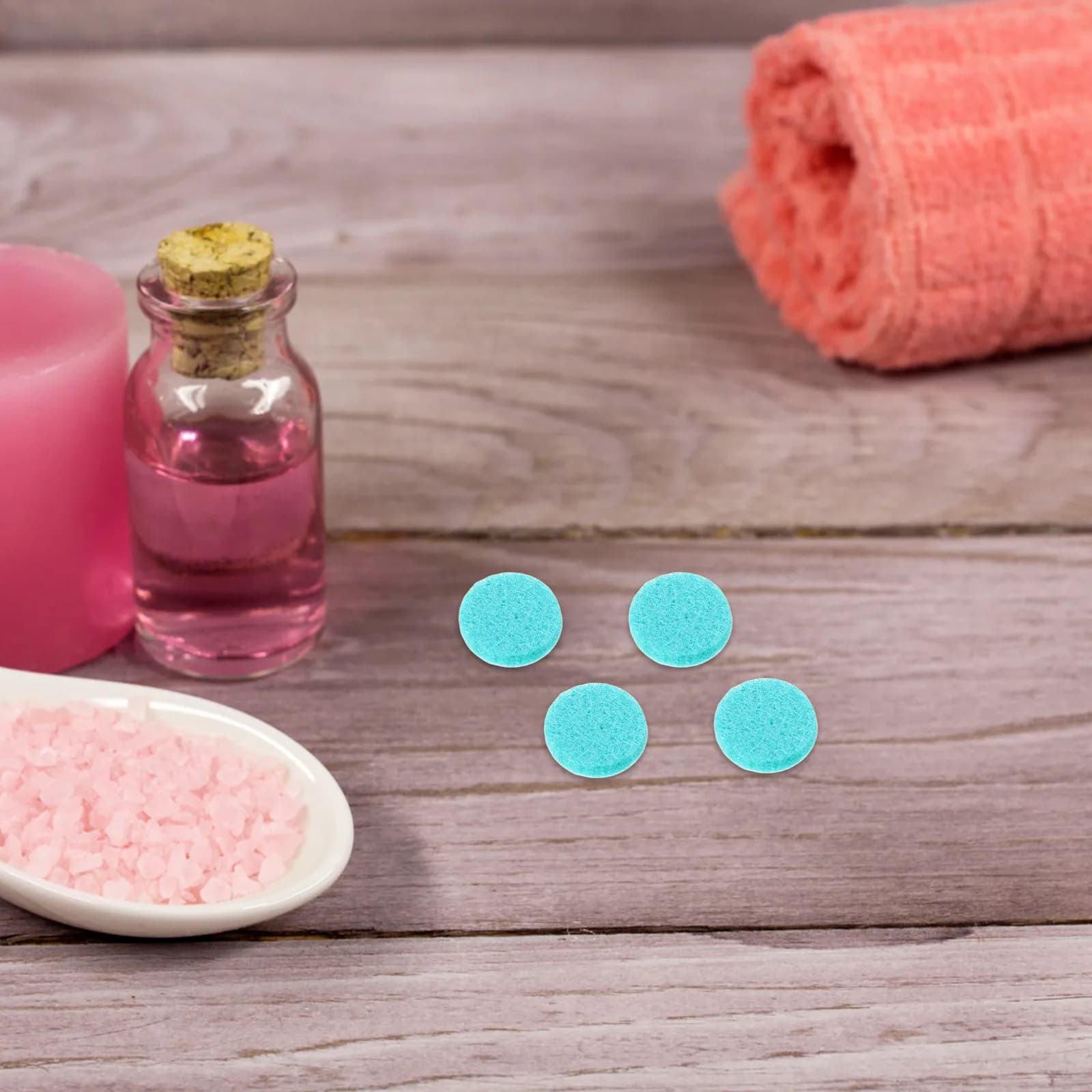 50Pcs Round Cotton Pads Essential Oil Diffuser Absorbent Aromatherapy Refill Pads Pendant Fragrance Tablet Replacement Aroma