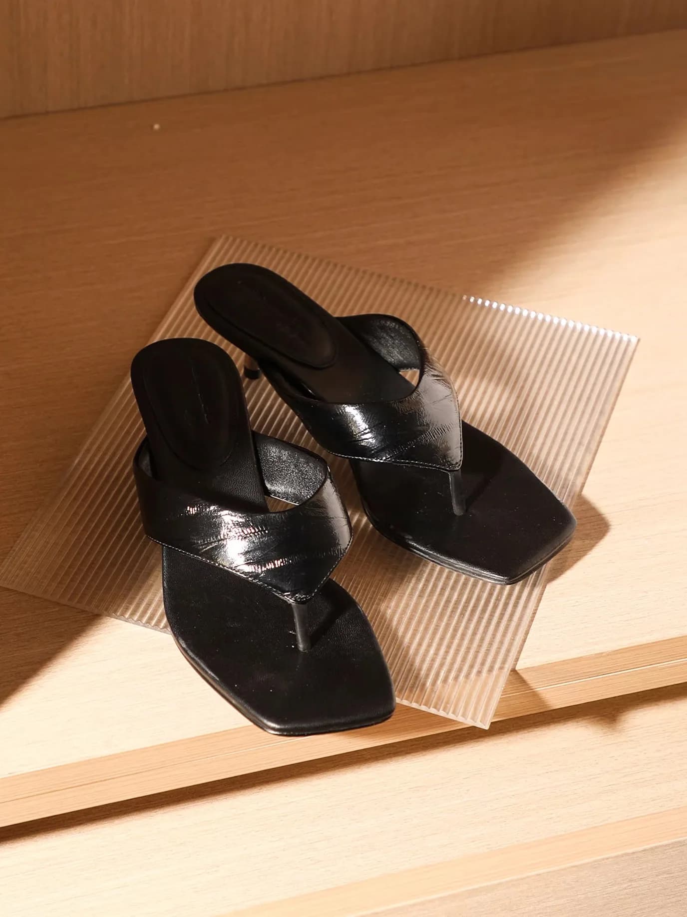 Sandali Artigianali in Pelle Stile Francese con Punta Quadrata e Tacco, Eleganti Scarpe Slip-On in Vera Pelle di Anguilla
