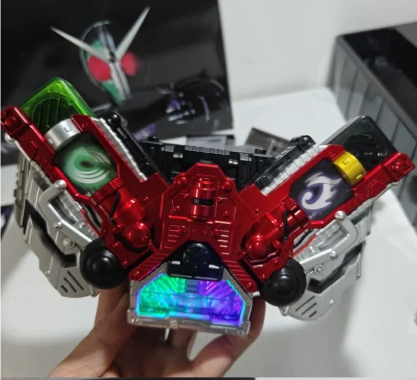 Cintura Giocattolo a Infrarossi Kamen Rider CSM W2.0 - Action Figure da Collezione della Serie Classica Anime per Fan - Offerta a Tempo Limitato