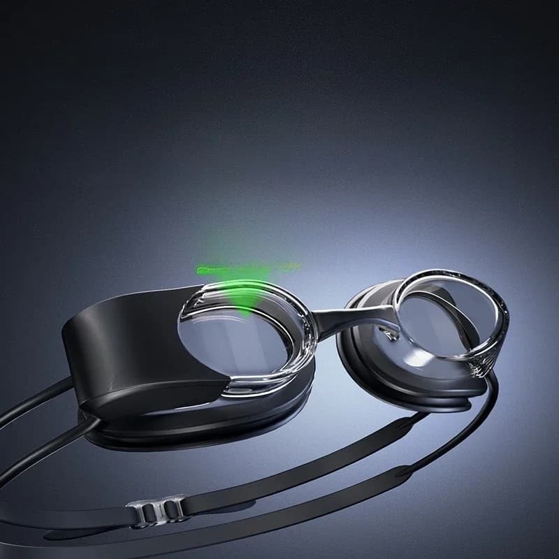 Intelligent swimwear for myopia with graduated lenses