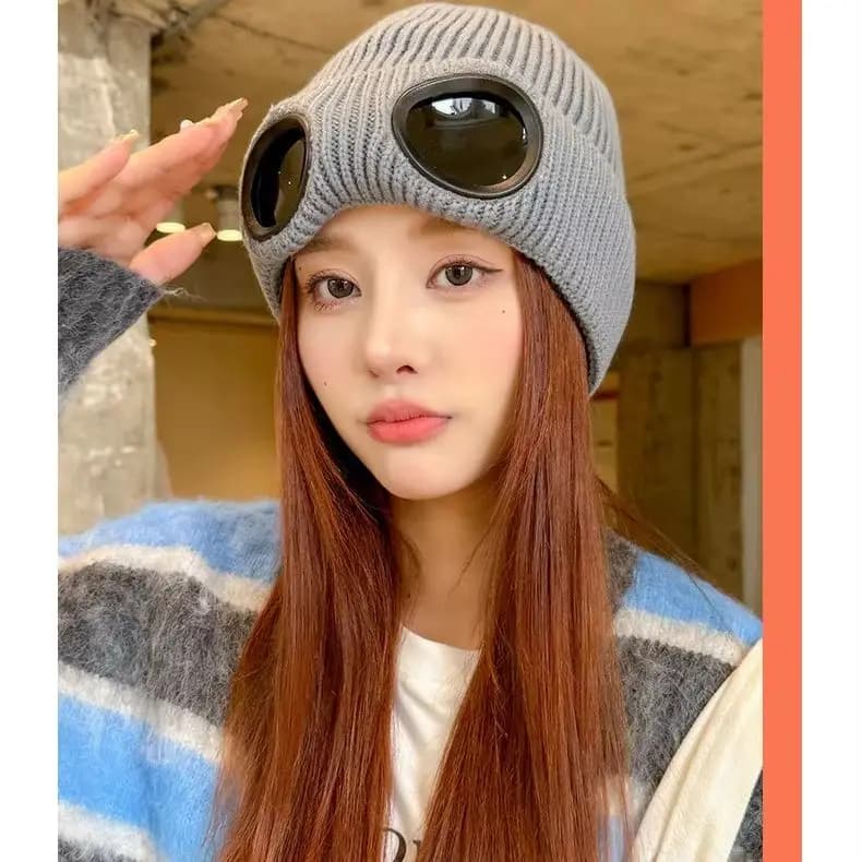 Knitted Beanie with Goggles Women Men Winter Warm Hat Integrated Lens Cap Street Fashion Outdoor Ski Cycling Windproof Headwear