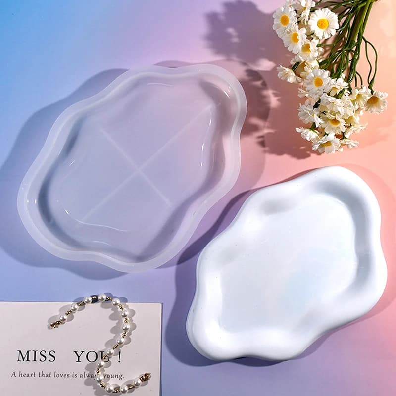 Irregular Cloud Shape Tray Silicone Resin Mold Concrete Plate Silicone Mold DIY Gypsum Cement Candle Holder Casting MoldHotsale