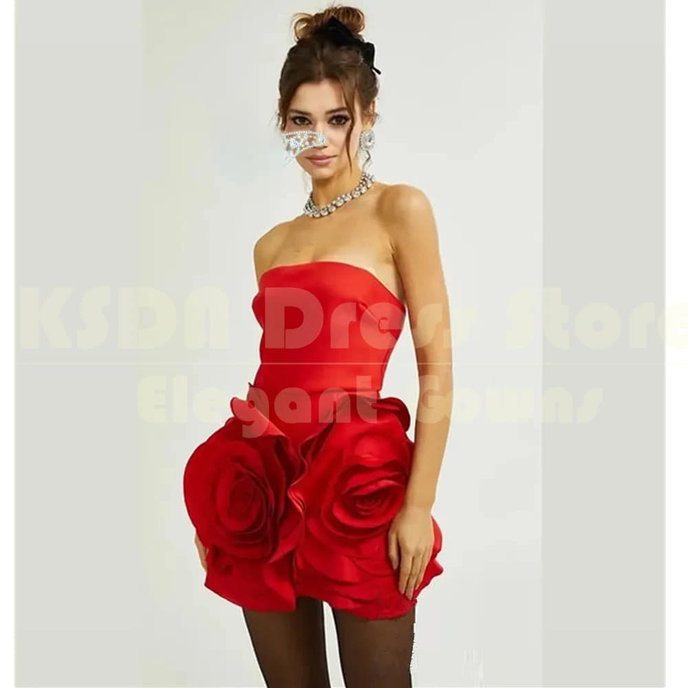 Abiti da ballo rossi alla moda per le donne Occasioni speciali Pieghe senza maniche sopra il ginocchio Abiti con fiori Mini gonne personalizzate