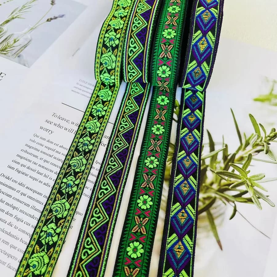 7 M/lotto di larghezza Circa 2 cm Tessuto Nastro Jacquard Tessitura Modello di Fiori Accessorio di Abbigliamento ZH-5876