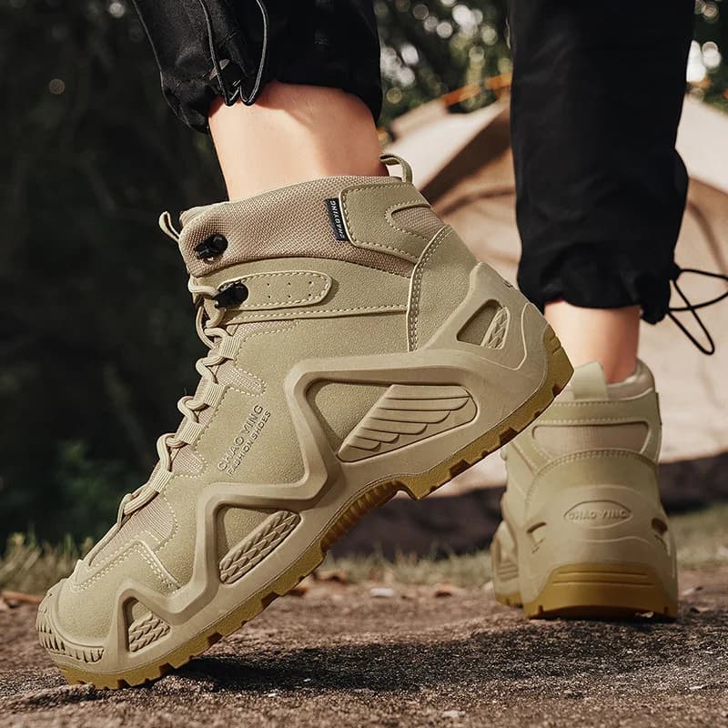 Men's Casual Thick Soled Sports Shoes Outdoor Wear-Resistant Hiking Tourism Shoes Comfortable Breathable Leather Sneakers