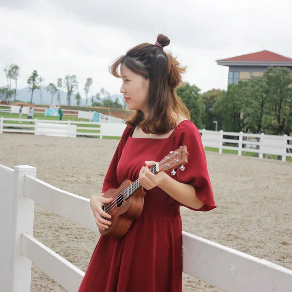 Muslady Ukulele 21 pollici in legno massello liscio Hawaii chitarra pizzicata strumento musicale Ukulele Principiante Prestazioni didattiche Ukulele