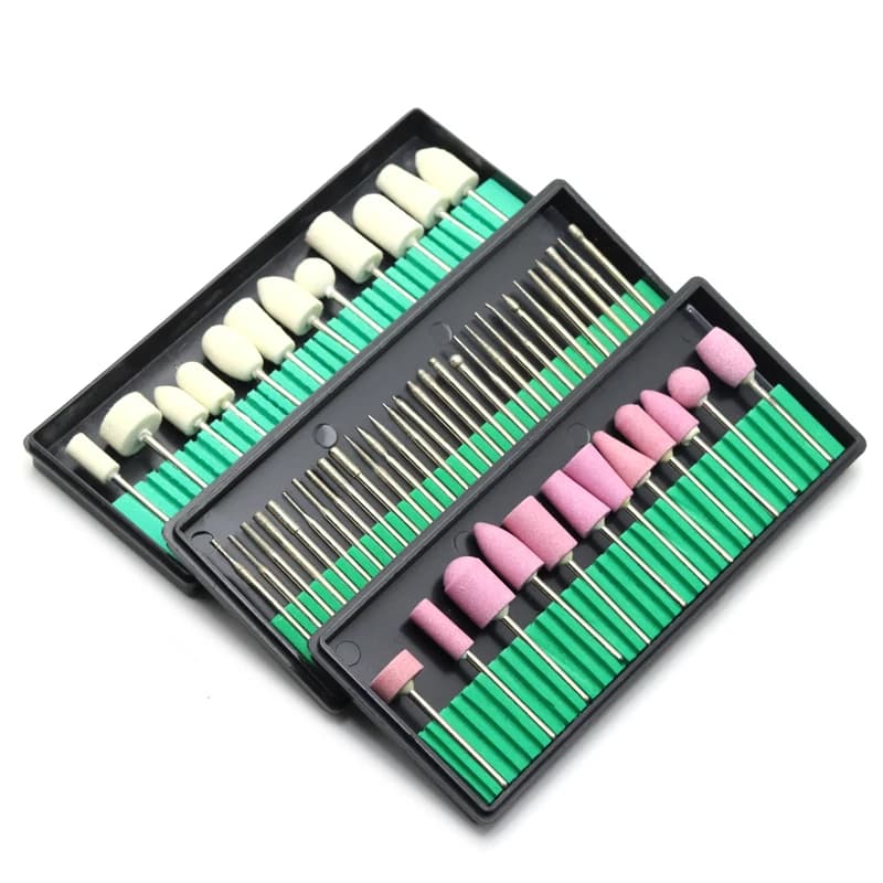 Set di frese per macchina per Manicure Scrub al quarzo pietra diamante lana punta per trapano per unghie mulino rotante Kit Pedicure