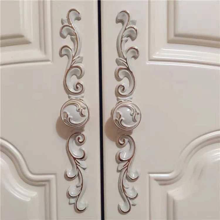 Manopole per cassetti Shabby Chic tira indietro piastra maniglie per porte armadio cauzione Pull Dresser manopola per tirante maniglia per armadio in oro bianco avorio