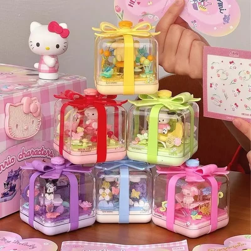 Blocchi da Costruzione Sanrio HelloKitty Kuromi, Scatola Sorpresa, Giocattolo da Assemblare, Ornamento Anime Cartoon, Regalo di Compleanno per Ragazze