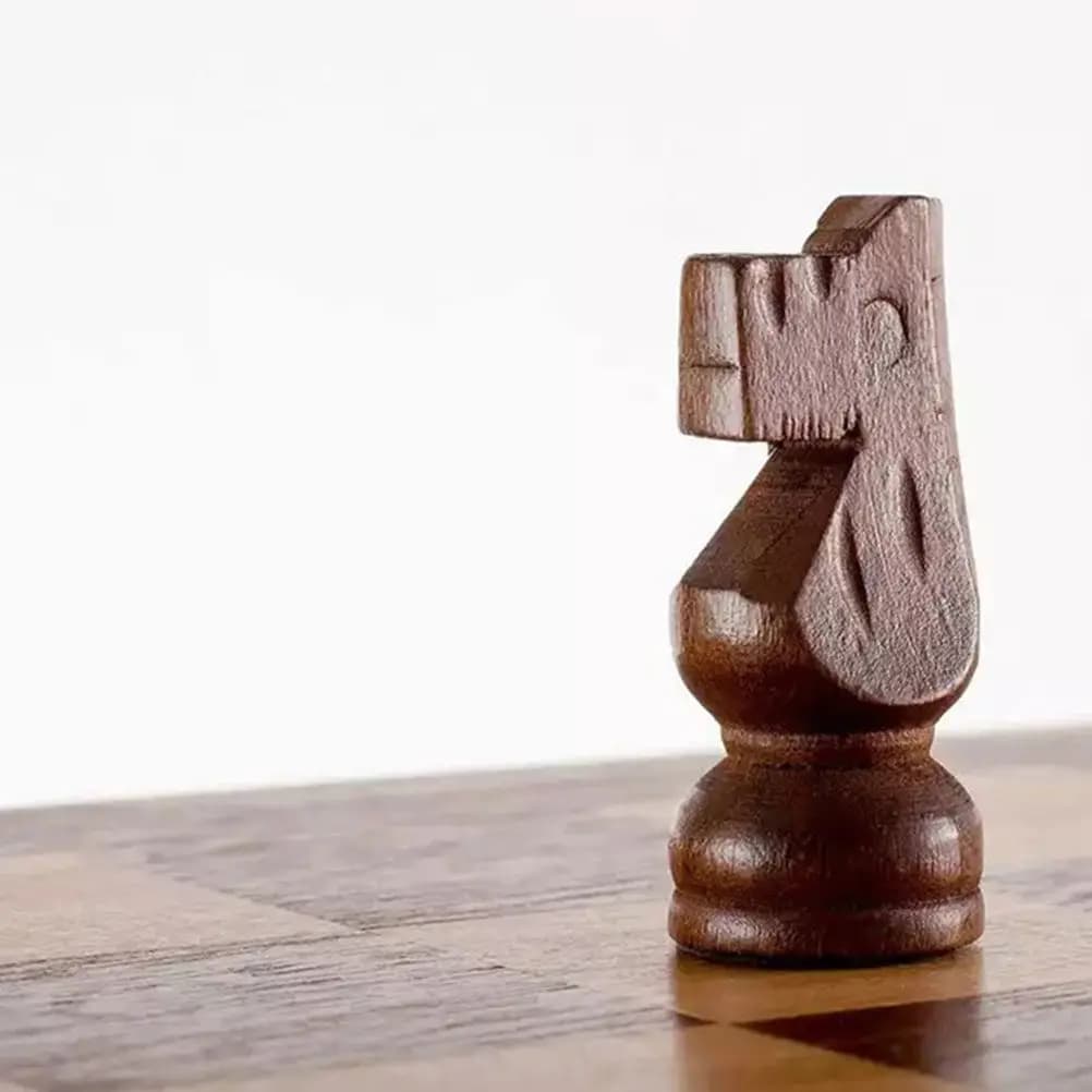 Set da Gioco 3 in 1 in Legno: Scacchiera Pieghevole, Backgammon e Dama, Portatile per Famiglia, Viaggi e Ufficio