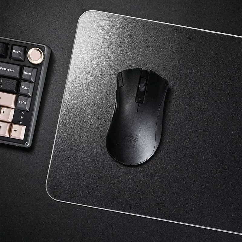 Tappetino per mouse in vetro fotovoltaico rigido liscio trasparente - Tappetino da tavolo con superficie temperata trasparente XXL per giochi FPS eSport