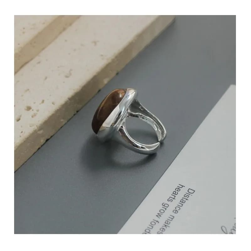 Anello Aperto in Pietra con Venature del Legno, Design Semplice e di Nicchia, Stile Minimalista Francese di Alta Classe