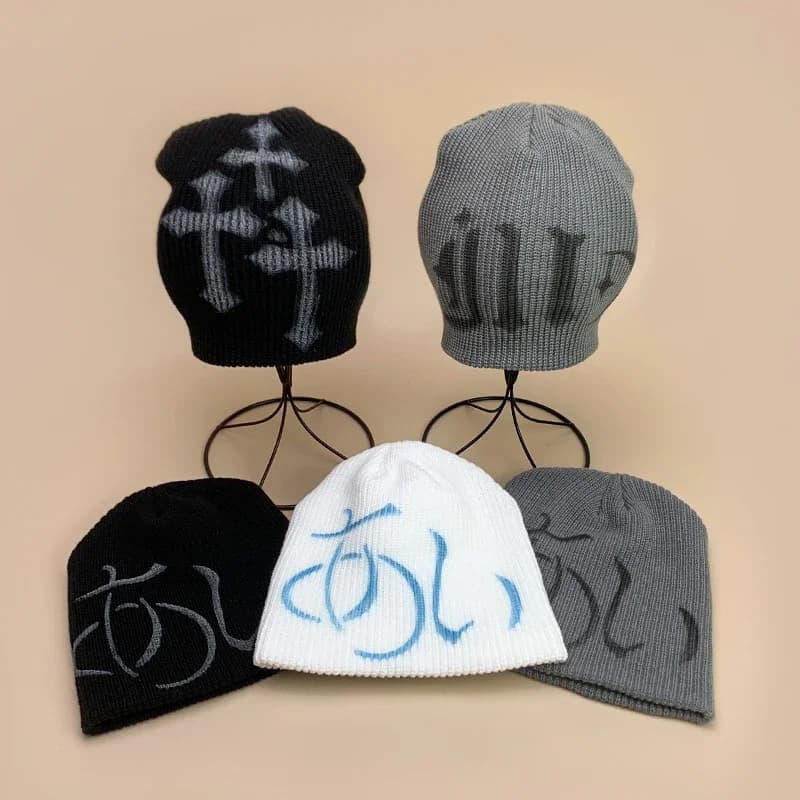 Y2K giapponese Sanskrit lettera stampa cappello lavorato a maglia autunno e inverno strada nuovo unisex caldo personale versatile moda berretti di nicchia