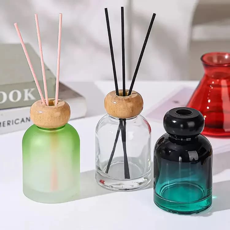 Bottiglia di vetro con coperchio in legno, rattan, bottiglia di diffusione di profumo blu per regali di nozze, aromaterapia alla moda 100 ml, 1 pezzo