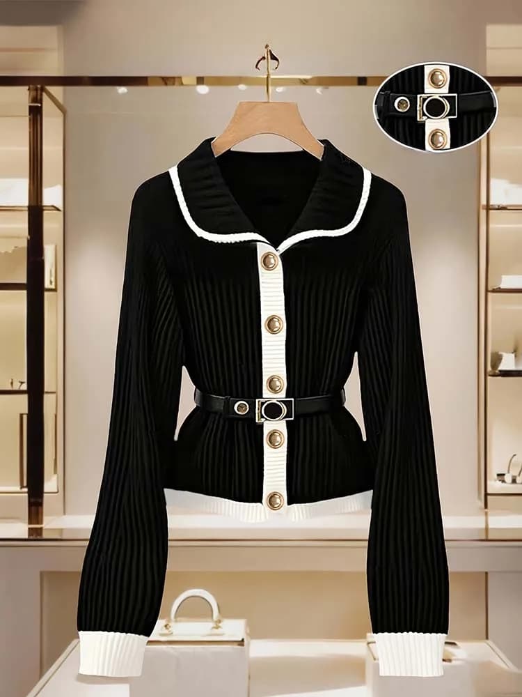Elegant cardigan in women's wool, French style, without belt, with twisted and contrasting golden buttons, technological design, fashionable.